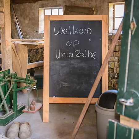 Unia Zathe Bed & Breakfast Ee Ngoại thất bức ảnh