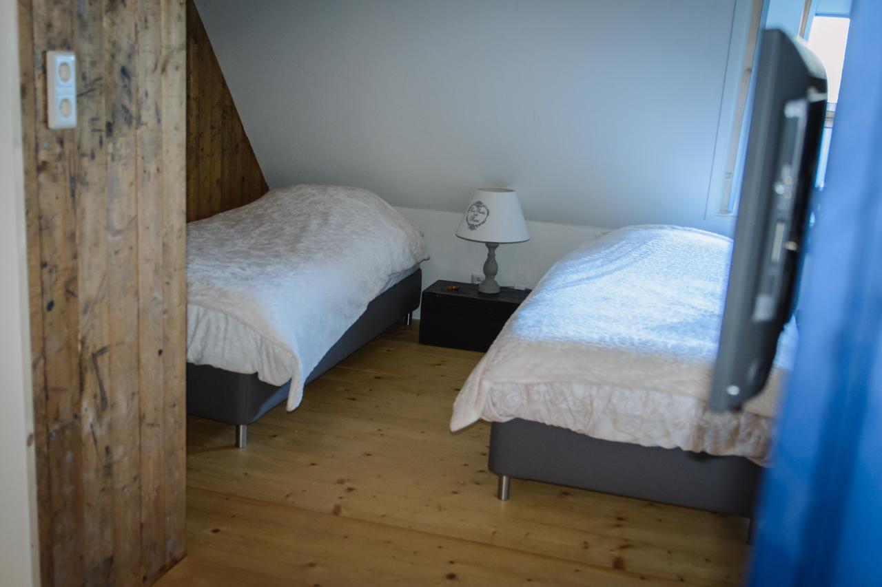 Unia Zathe Bed & Breakfast Ee Ngoại thất bức ảnh